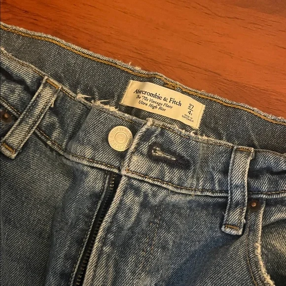 Abercrombie 70s Vintage Flare Ultra High Rise - Picture 4 of 6